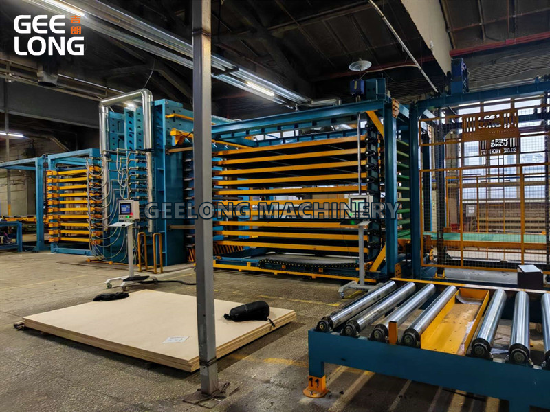 Автоматическая линия горячего прессования ламината (6)