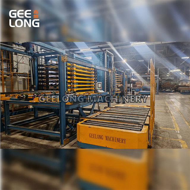 Полностью автоматическая линия для прессования фанеры с вертикальной системой подачи