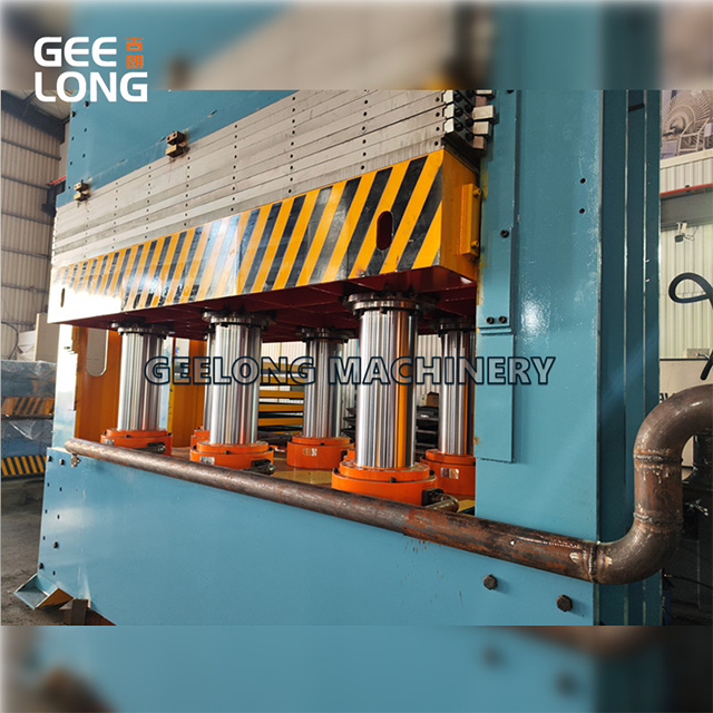 1200T Сверхмощная машина для горячего прессования фанеры с пленочной облицовкой