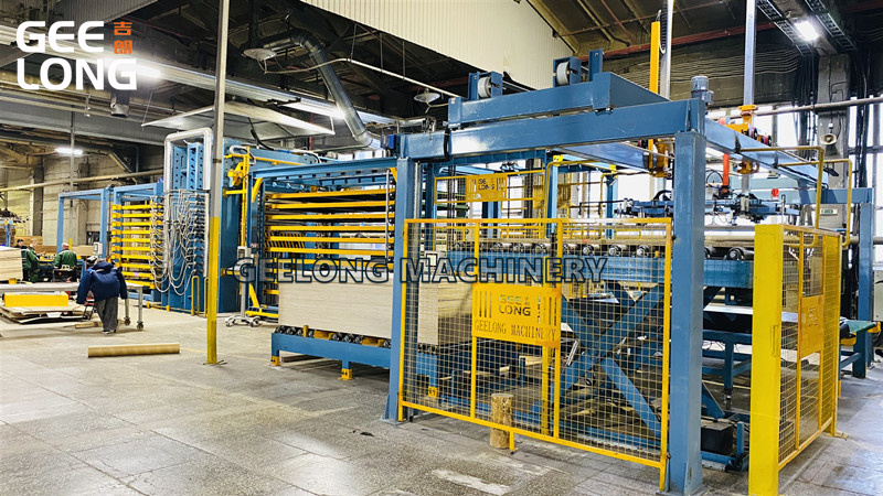 Линия горячего прессования ламината с пленочной облицовкой (4)