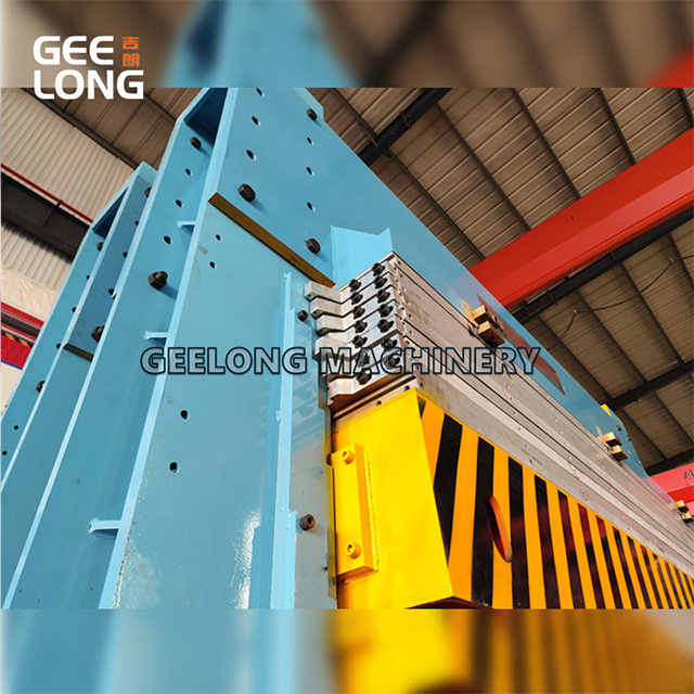 1200T Сверхмощная машина для горячего прессования фанеры с пленочной облицовкой