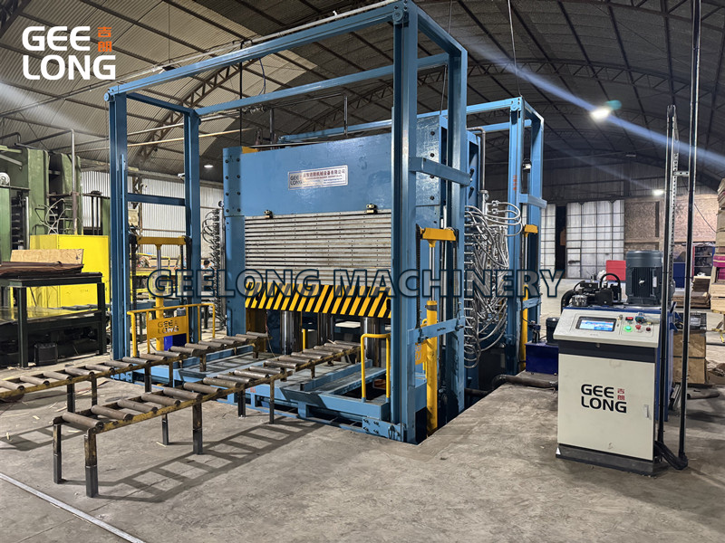 Машина горячего прессования фанеры с пленочной облицовкой 5x5 футов (5)